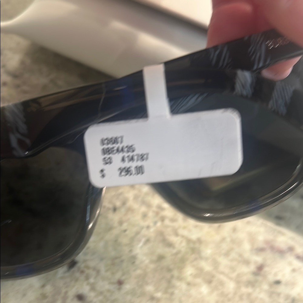 Burberry Black Sunglasses - Picture 3 of 8